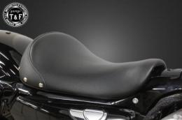 スポーツスター(2004〜2021年)専用　スタッド付きシングルシートタイプA(スムース)