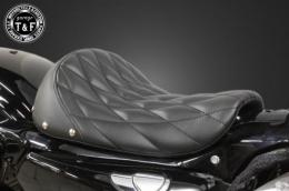 スポーツスター(2004〜2021年)専用　スタッド付きシングルシートタイプA(ダイヤ)