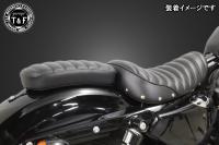 スポーツスター(2004〜2021年)専用　スタッド付きシングルシートタイプA(タックロール)