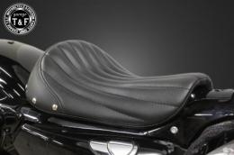 スポーツスター(2004〜2021年)専用　スタッド付きシングルシートタイプA(バーチカル)