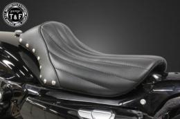 スポーツスター(2004〜2021年)専用　スタッド付きシングルシートタイプCショート(バーチカル)