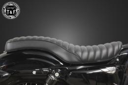 スポーツスター(2004〜2021年)専用　コブラシート(タックロール)