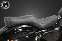 スポーツスター(2004〜2021年)専用　ダブルシート(デラックス)