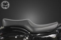 スポーツスター(2004〜2021年)専用　ダブルシート(スムース)Face-2