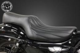 スポーツスター(2004〜2021年)専用　ダブルシート(バーチカル)