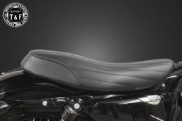 スポーツスター(2004〜2021年)専用　ショートフラットシート(バーチカル)