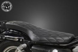 スポーツスター(1982〜2003年)専用　コブラシート(ダイヤ)