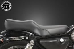 スポーツスター(1982〜2003年)専用　ダブルシート(スムース)