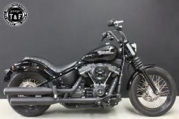 ソフテイル(SOFTAIL)2018年〜モデル用　スタッド付きコブラシート(バーチカル)