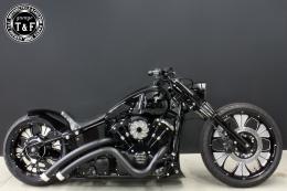 ドラッグスター400　ブレードストーム・ビレットホイール(コントラスト)