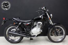 グラストラッカー250(キャブモデル専用)　カフェシート(バーチカル)