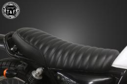 グラストラッカー250(キャブモデル専用)　ショートフラットシート(タックロール)