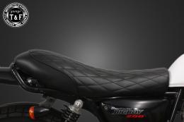 グラストラッカー250(キャブモデル専用)　フラットシート(ダイヤ)