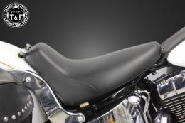 ソフテイル(SOFTAIL)150/MU85タイヤ用　シングルシート(スムース)