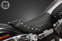 ダイナ(DYNA)　スタッド付きシングルシートタイプB(バーチカル)