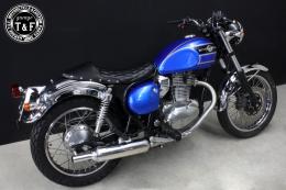 エストレヤ　スタッド付きカフェシート(ダイヤ)