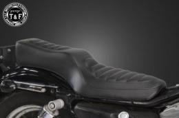 スポーツスター(1982〜2003年)専用　ダブルシート(デラックス)