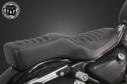 スポーツスター(1982〜2003年)専用　ダブルシート(デラックス)