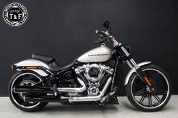 ソフテイルブレイクアウト(2018〜2024年)　ピリオンシート(スムース)