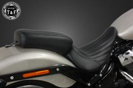 ソフテイルブレイクアウト(2018〜2024年)　ピリオンシート(バーチカル)